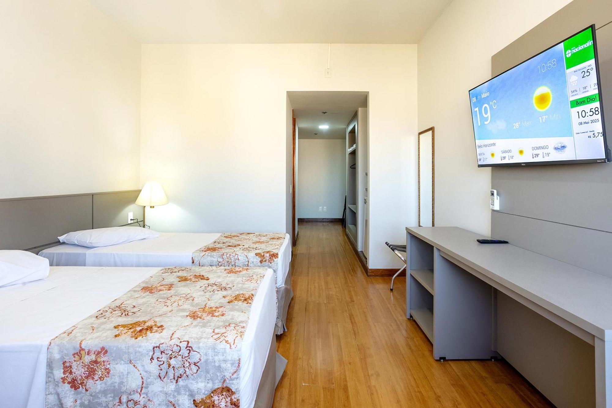 Hotel Nacional Inn เบโลโอรีซอนชี ภายนอก รูปภาพ