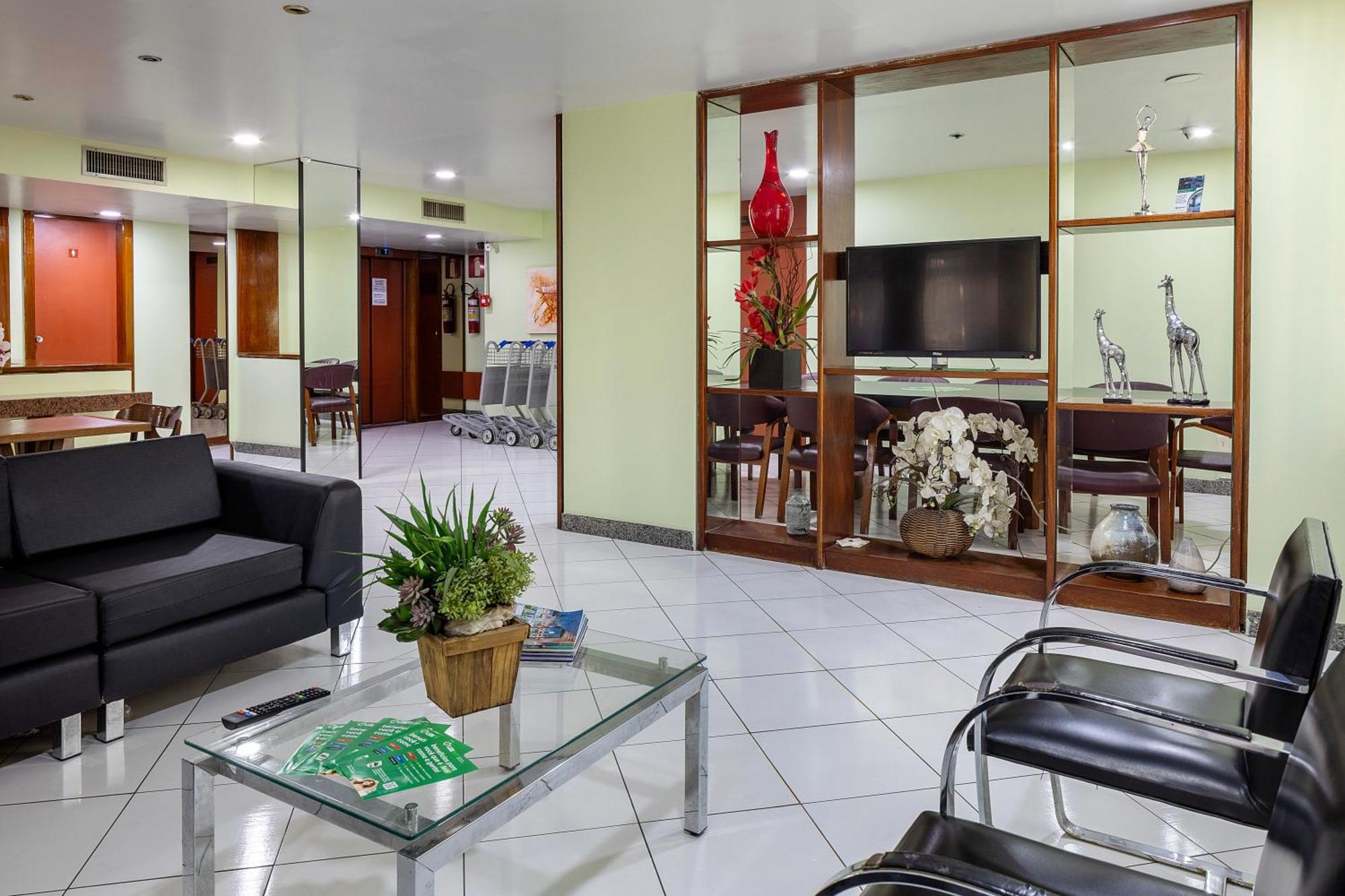 Hotel Nacional Inn เบโลโอรีซอนชี ภายนอก รูปภาพ